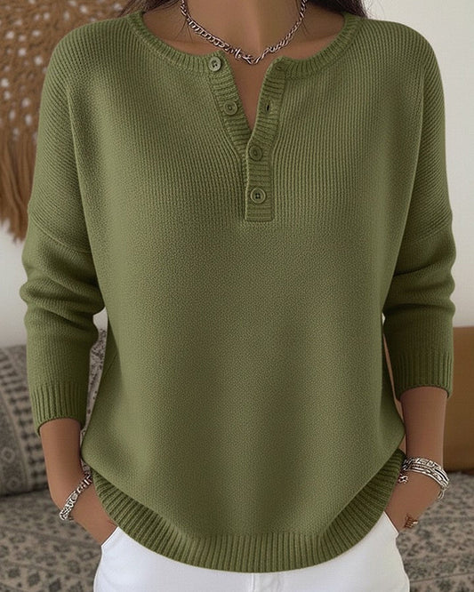 Helena | Strikket genser med Henley-knapper